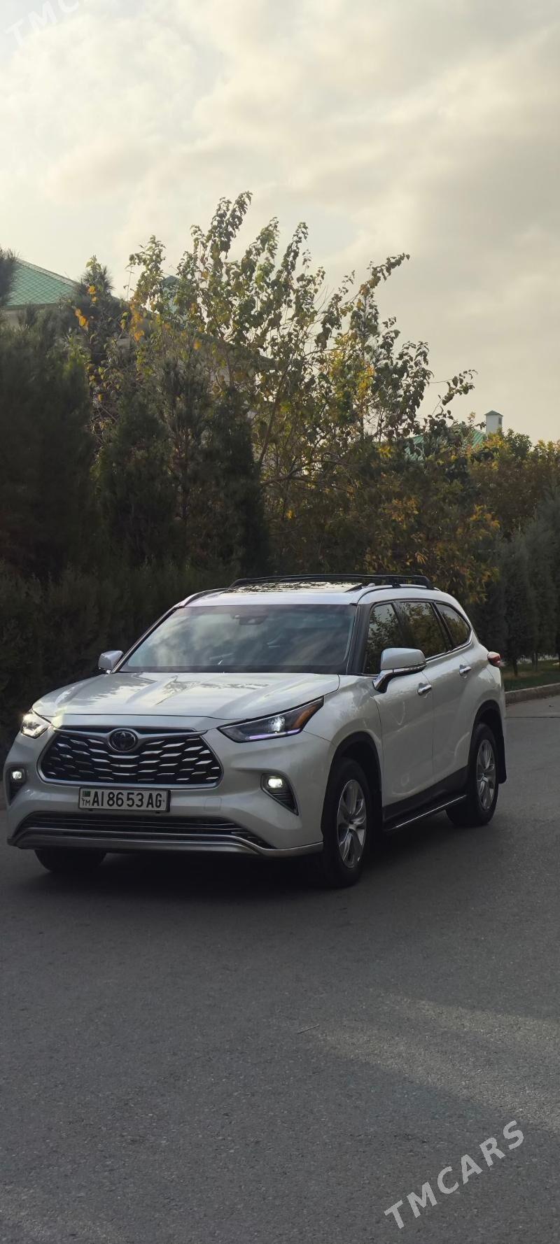 Toyota Highlander 2022 - 530 000 TMT - Aşgabat - img 2
