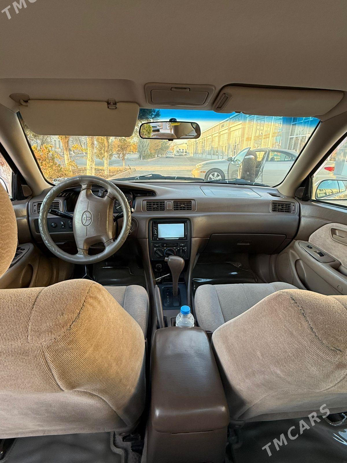 Toyota Camry 1999 - 155 000 TMT - Dänew - img 9