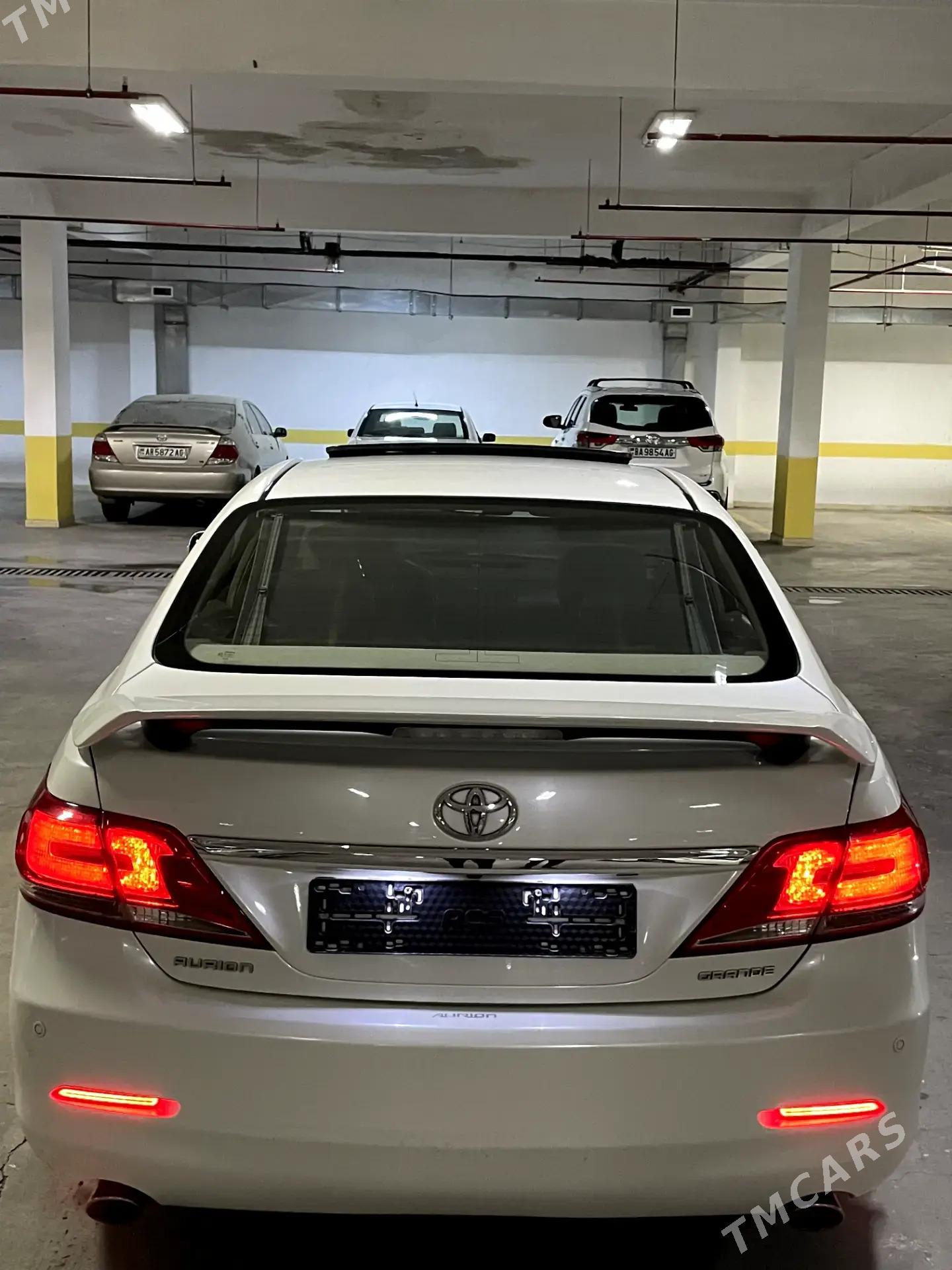 Toyota Aurion 2011 - 300 000 TMT - Türkmenbaşy - img 2