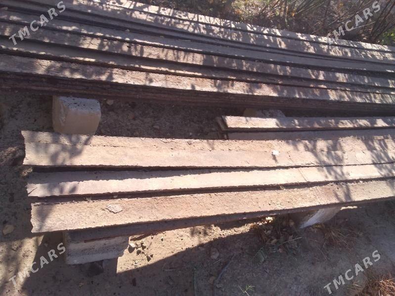 Demir paçak - Gyzylarbat - img 1