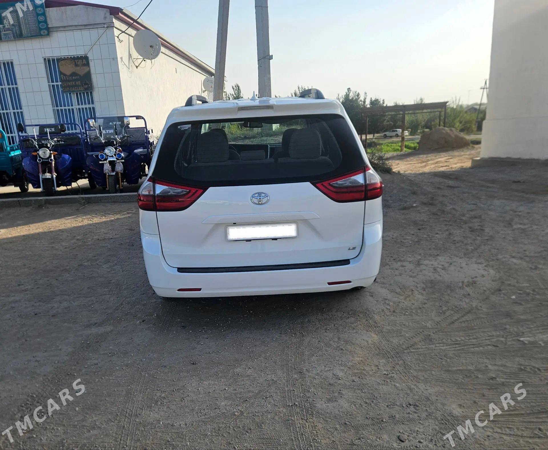Toyota Sienna 2020 - 520 000 TMT - Ходжамбаз - img 4
