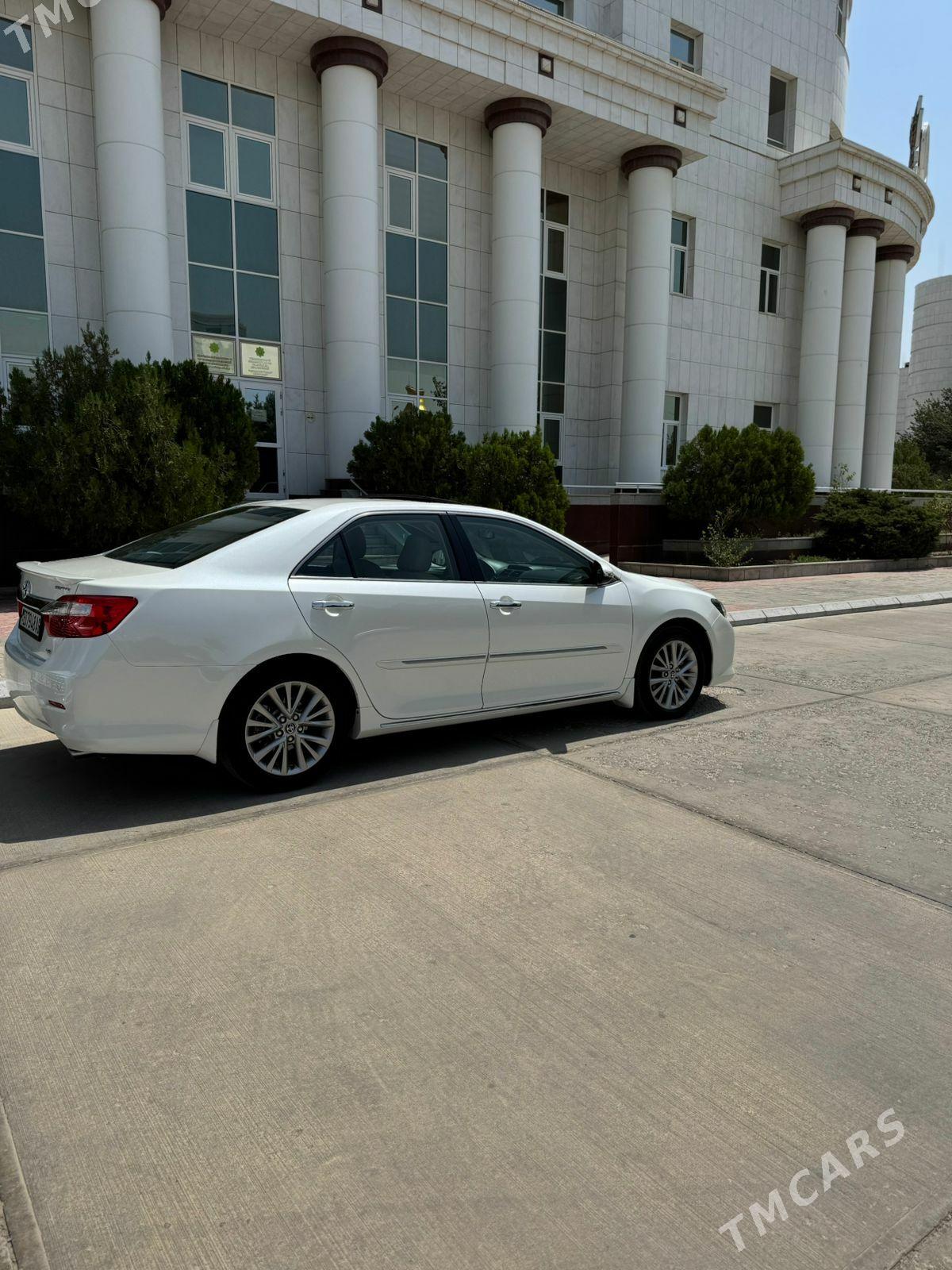 Toyota Aurion 2017 - 580 000 TMT - Aşgabat - img 4