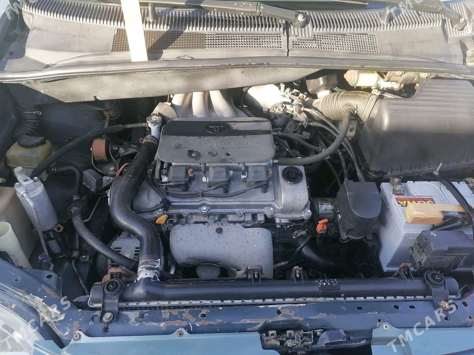 Toyota Sienna 2000 - 150 000 TMT - Garagum etraby - img 2