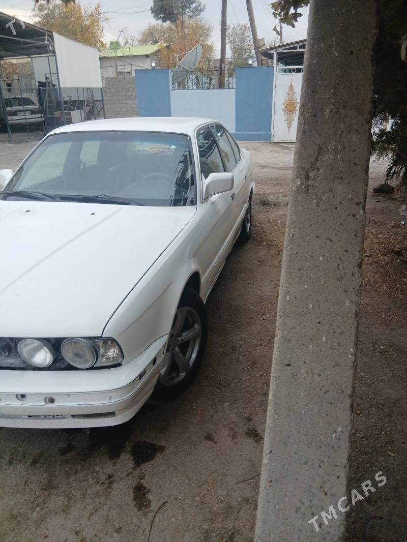 BMW 525 1989 - 50 000 TMT - Гёкдже - img 1