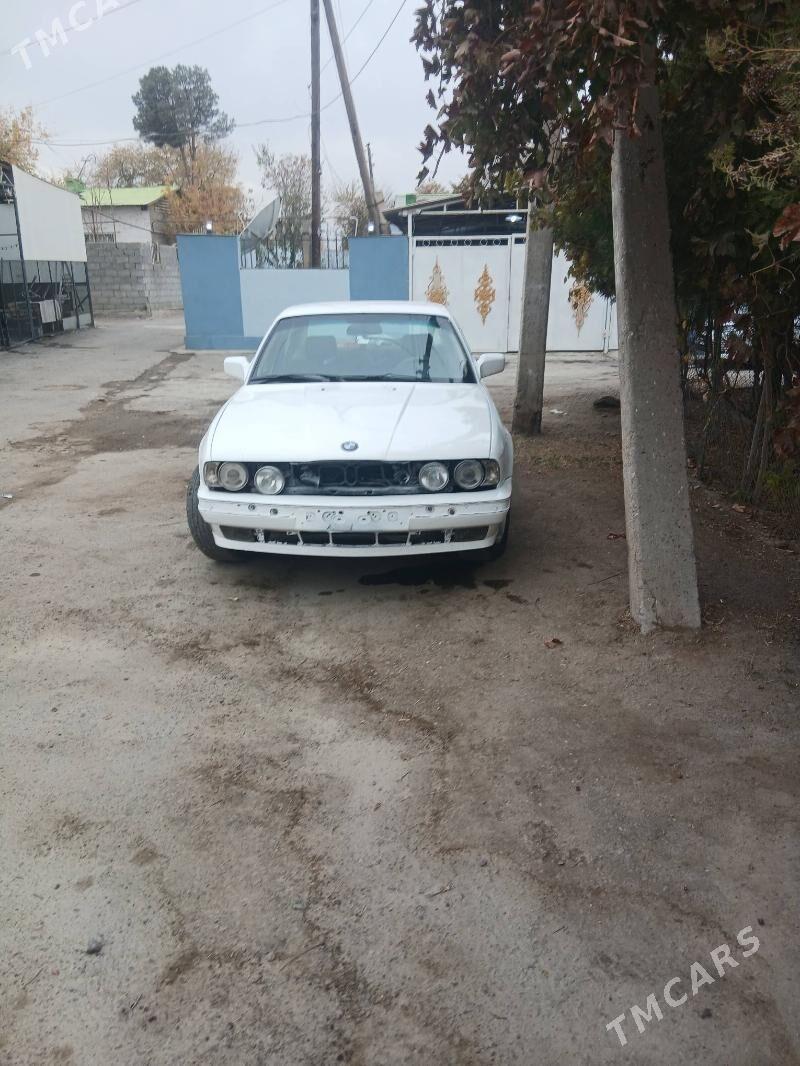 BMW 525 1989 - 50 000 TMT - Гёкдже - img 3