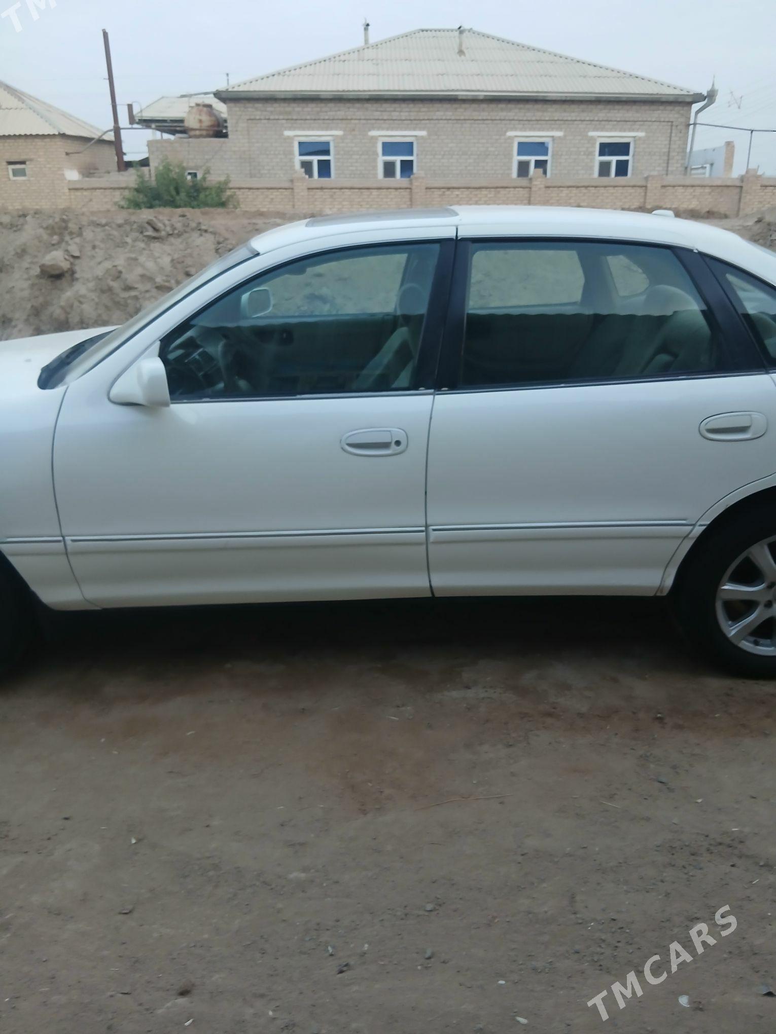 Toyota Avalon 1999 - 130 000 TMT - Wekilbazar - img 3