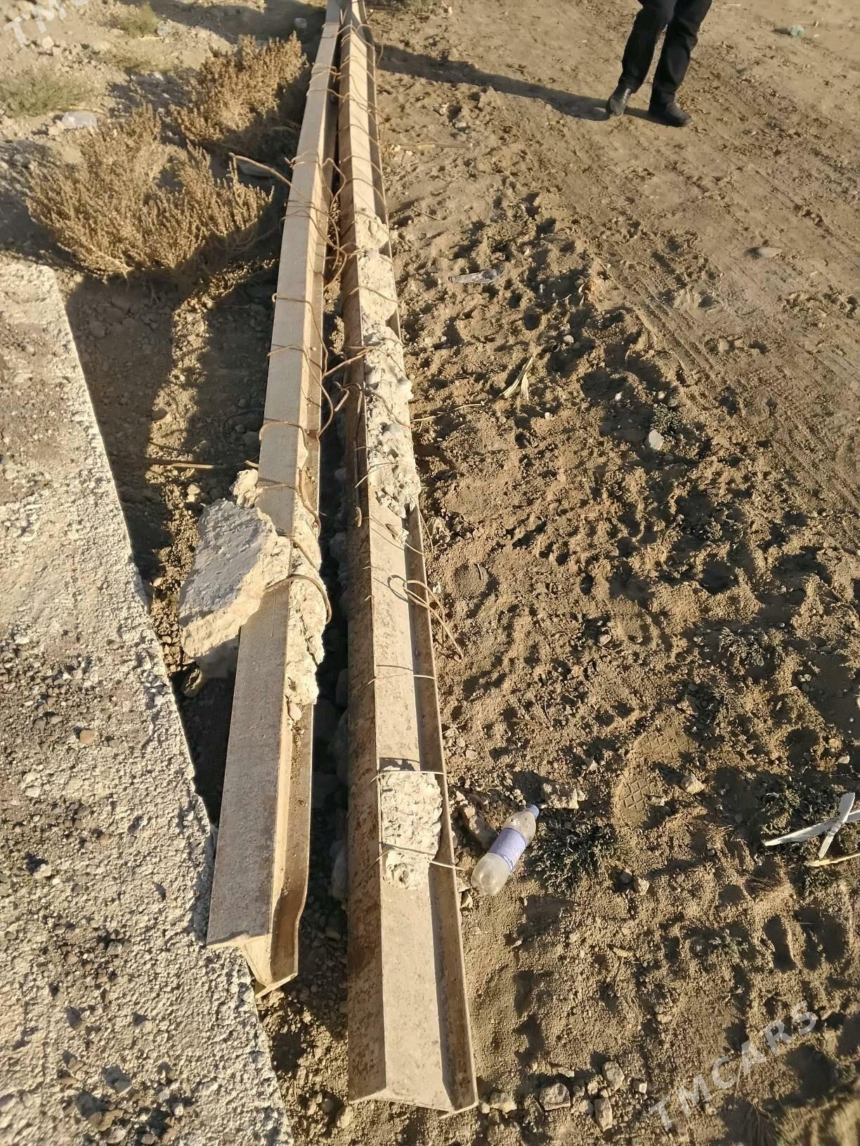 ШВЕЛЛЕР ȘWELLER UGOLNIK - Мары - img 2