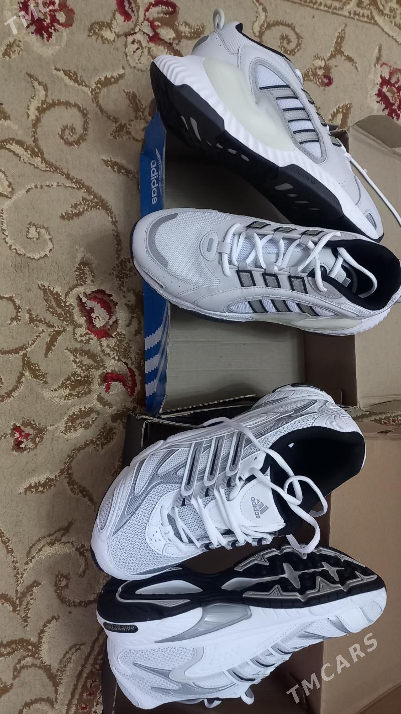 krasowka Adidas - Parahat 6 - img 1