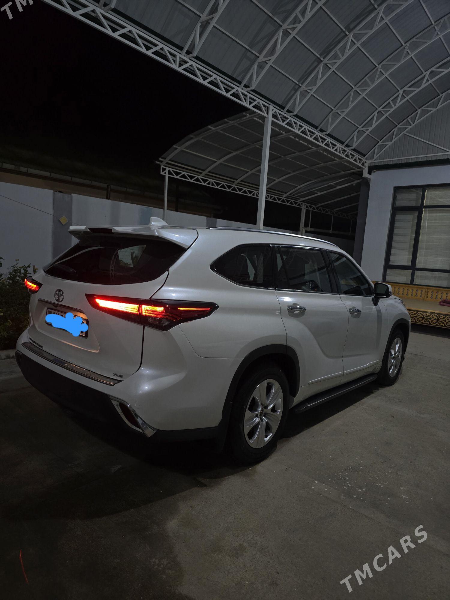 Toyota Highlander 2021 - 590 000 TMT - Aşgabat - img 3