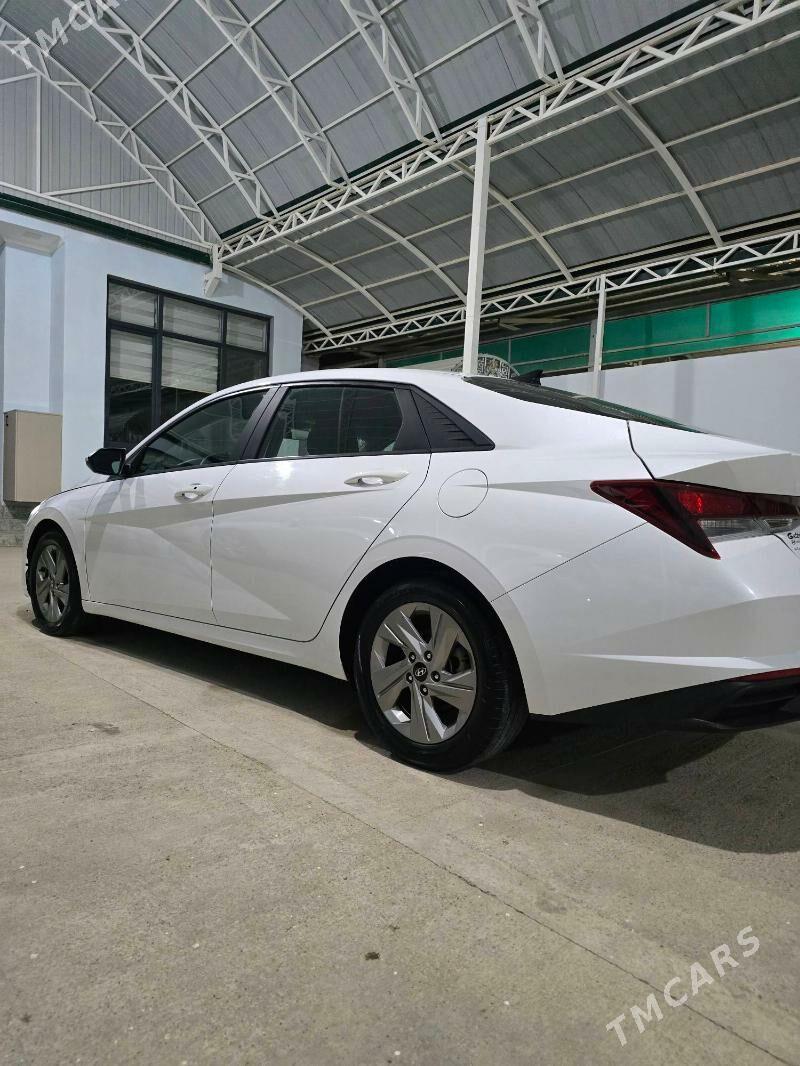 Hyundai Elantra 2021 - 255 000 TMT - Ашхабад - img 4
