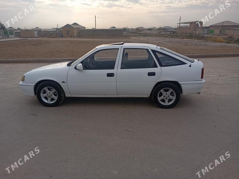 Opel Vectra 1992 - 25 000 TMT - Бабадайхан - img 3