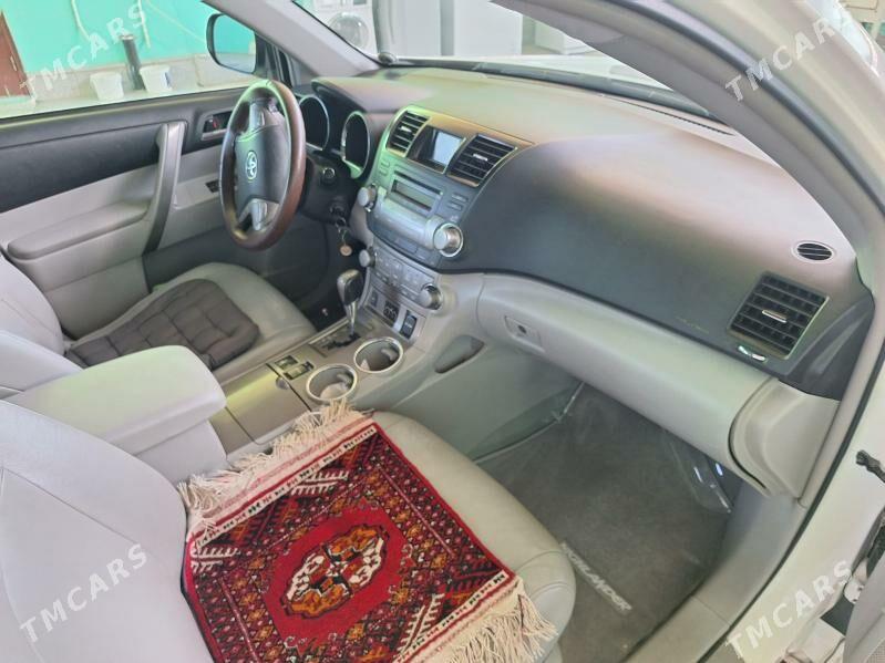 Toyota Highlander 2010 - 315 000 TMT - Aşgabat - img 5