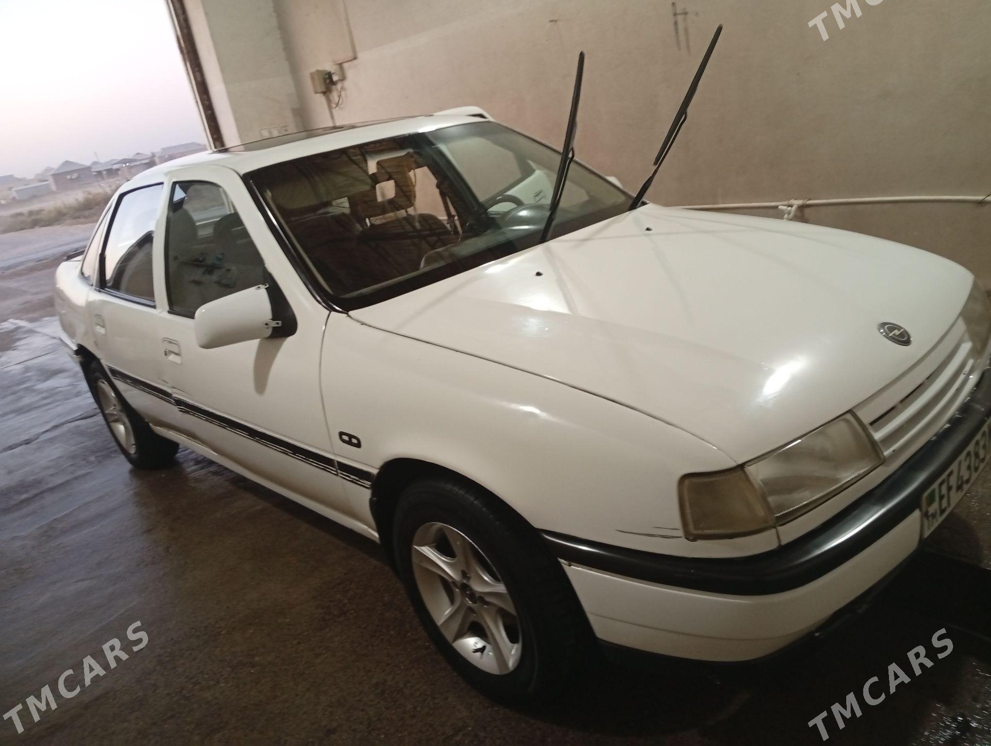Opel Vectra 1991 - 33 000 TMT - Векильбазар - img 4