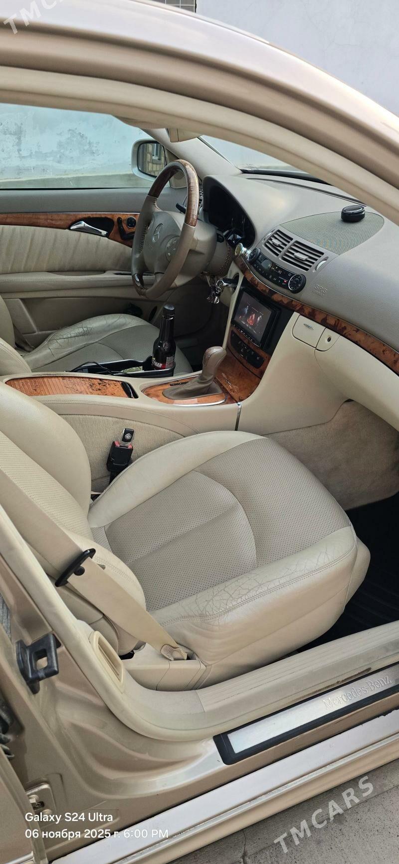 Mercedes-Benz E320 2004 - 150 000 TMT - Gyzylarbat - img 8