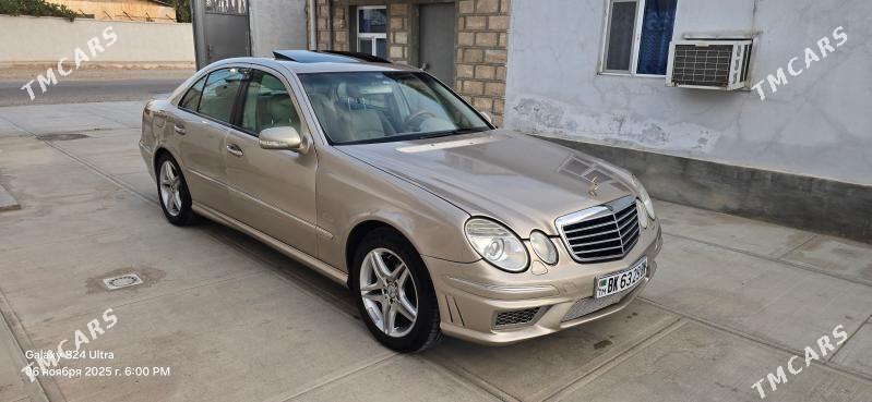 Mercedes-Benz E320 2004 - 150 000 TMT - Gyzylarbat - img 2