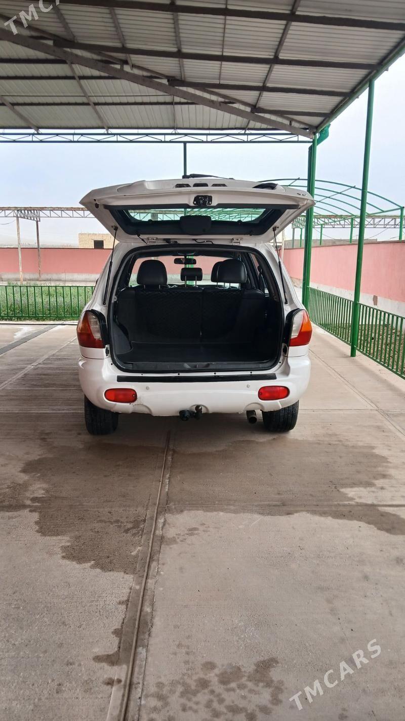 Hyundai Santa Fe 2003 - 120 000 TMT - Ак-Бугдайский этрап - img 5