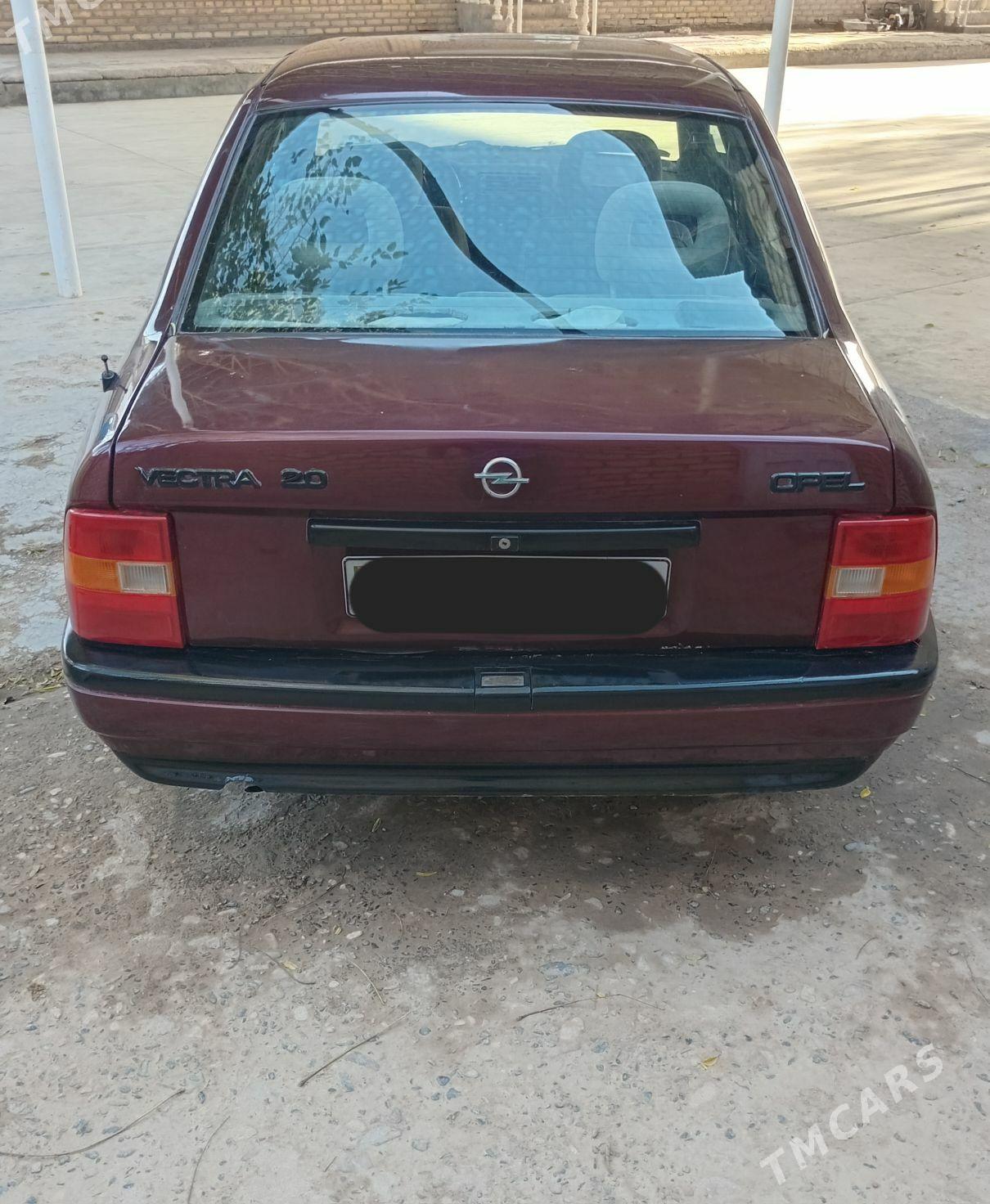 Opel Vectra 1989 - 30 000 TMT - Мары - img 4