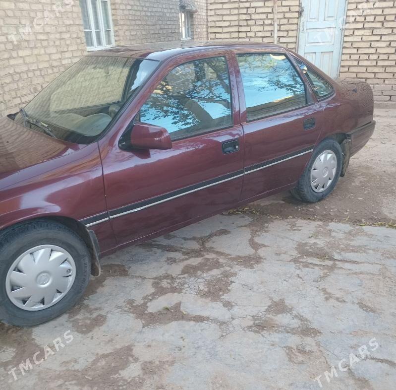 Opel Vectra 1989 - 30 000 TMT - Мары - img 2
