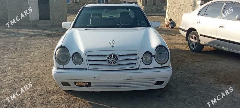 Mercedes-Benz C320 1996 - 70 000 TMT - Берекет - img 5