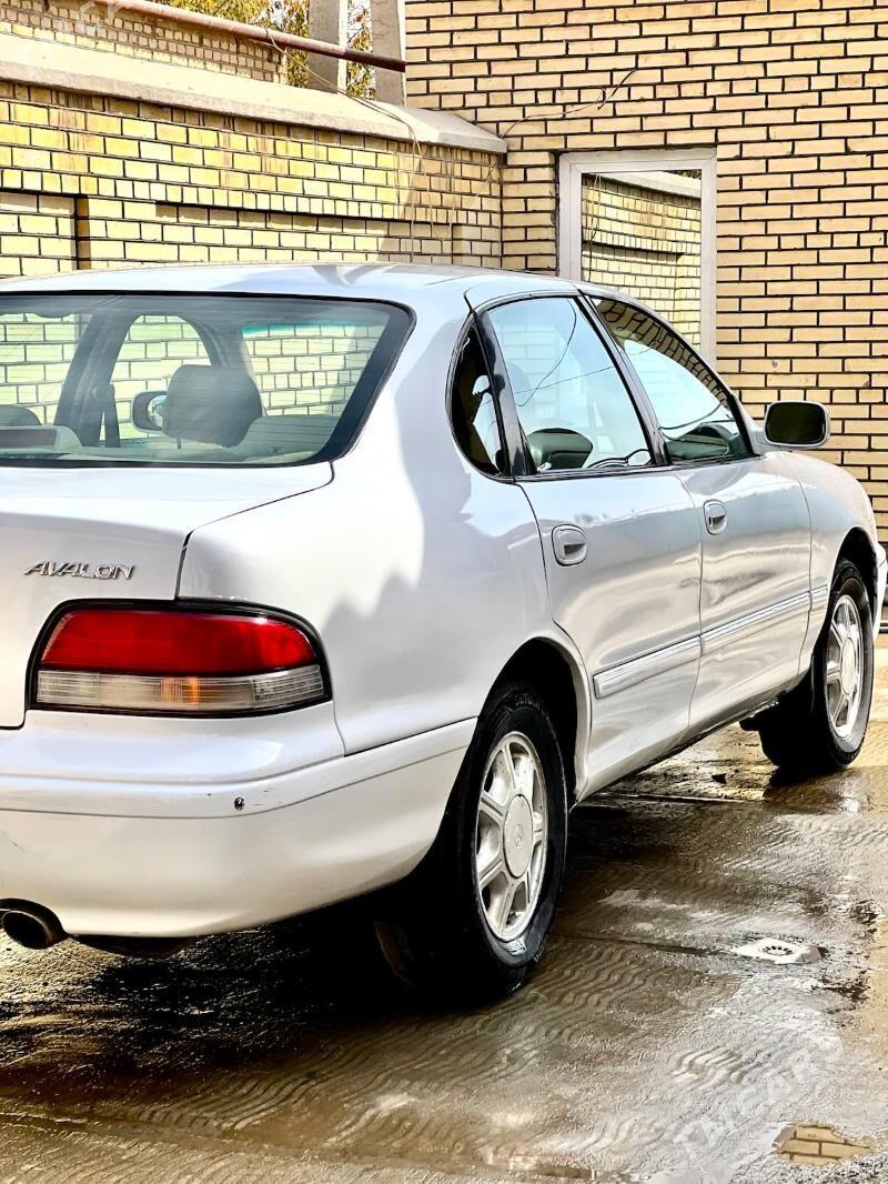 Toyota Avalon 1996 - 110 000 TMT - Туркменгала - img 2