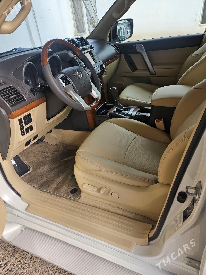 Toyota Land Cruiser Prado 2016 - 690 000 TMT - Büzmeýin - img 7