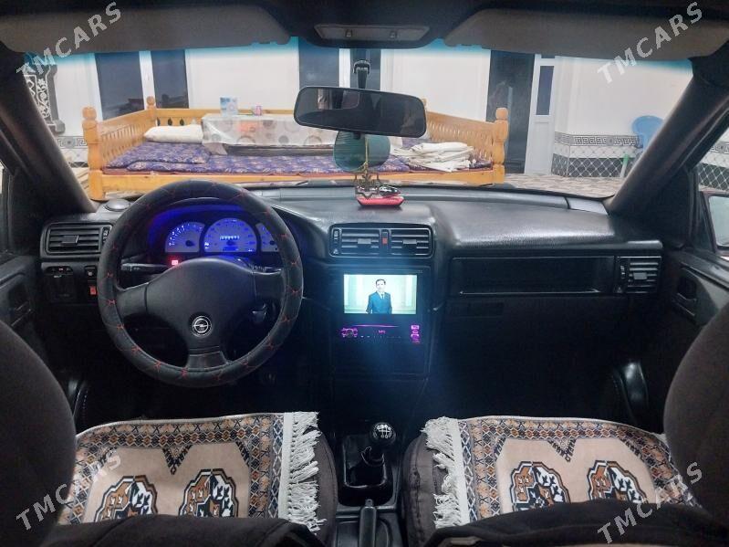 Opel Vectra 1991 - 49 000 TMT - Чарджоу - img 6