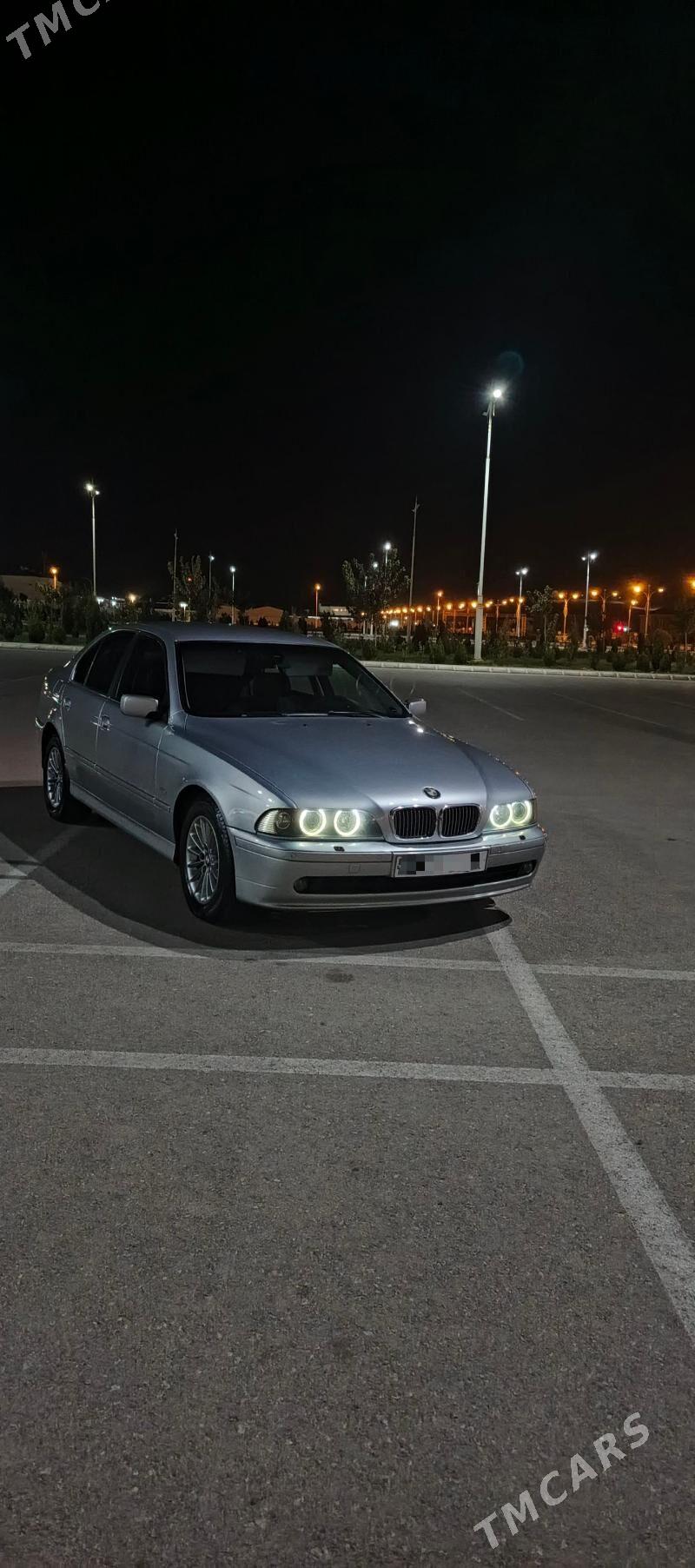 BMW E39 2001 - 135 000 TMT - Балканабат - img 5