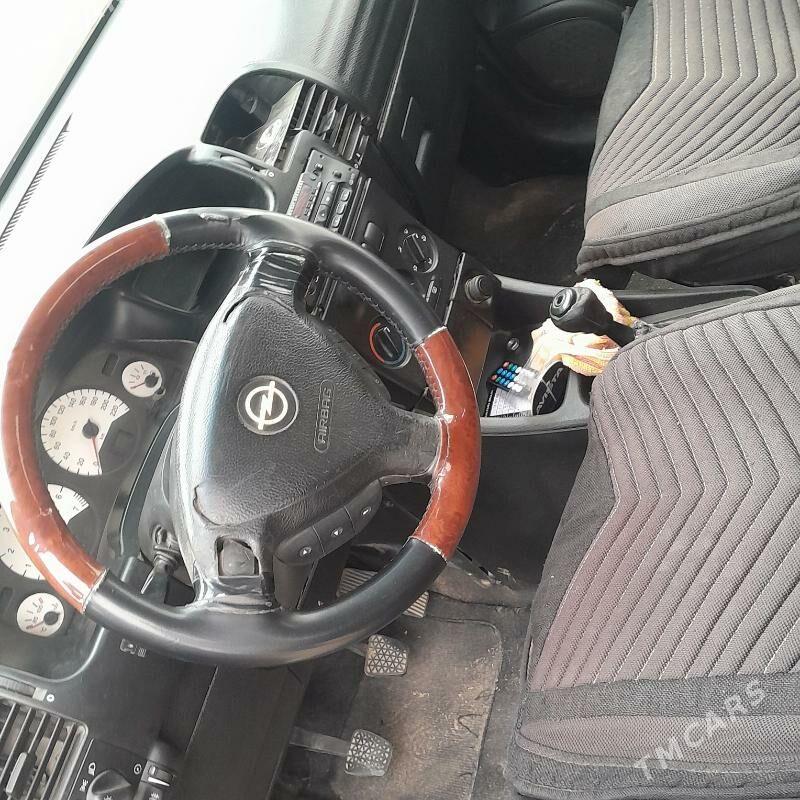 Opel Zafira 2001 - 90 000 TMT - Гурбансолтан Едже - img 5