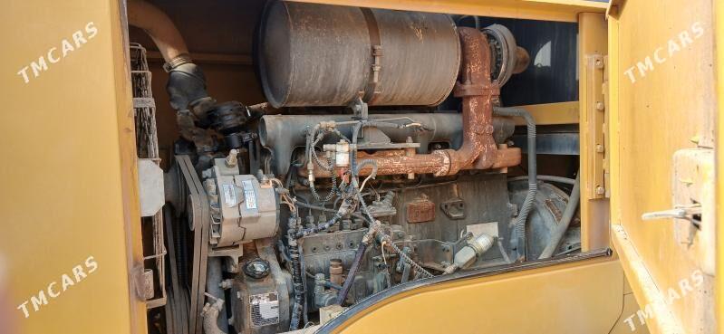 LiuGong 835N 2013 - 480 000 TMT - Ak bugdaý etraby - img 3