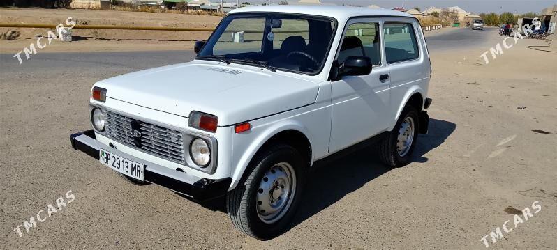 Lada Niva 2015 - 80 000 TMT - Мары - img 3