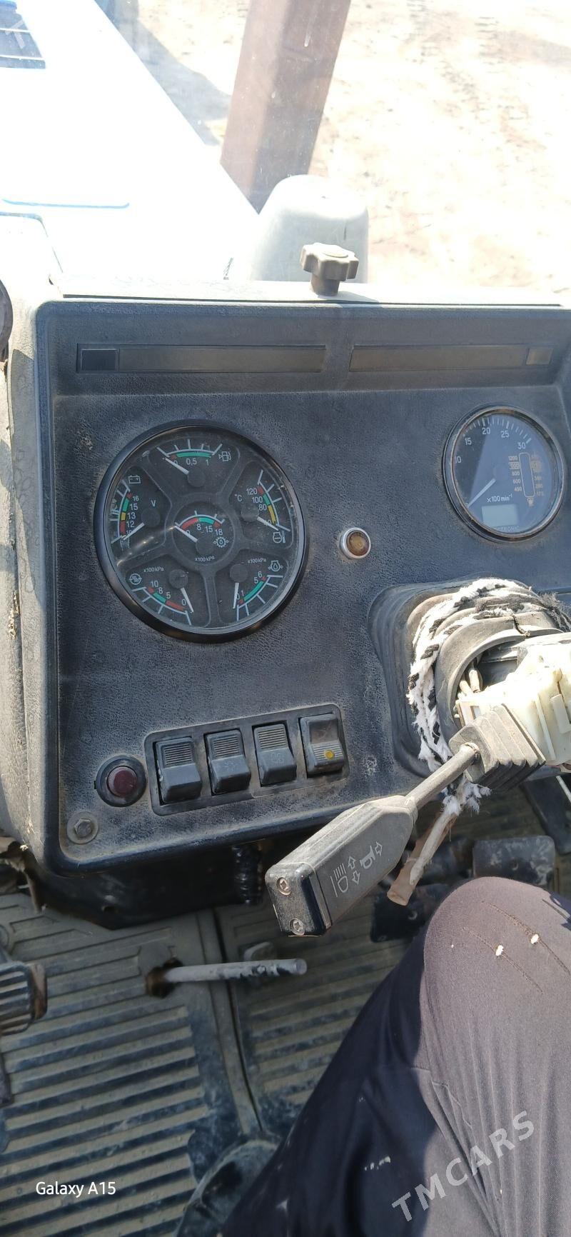 MTZ 82 2005 - 220 000 TMT - Гёкдепе - img 1