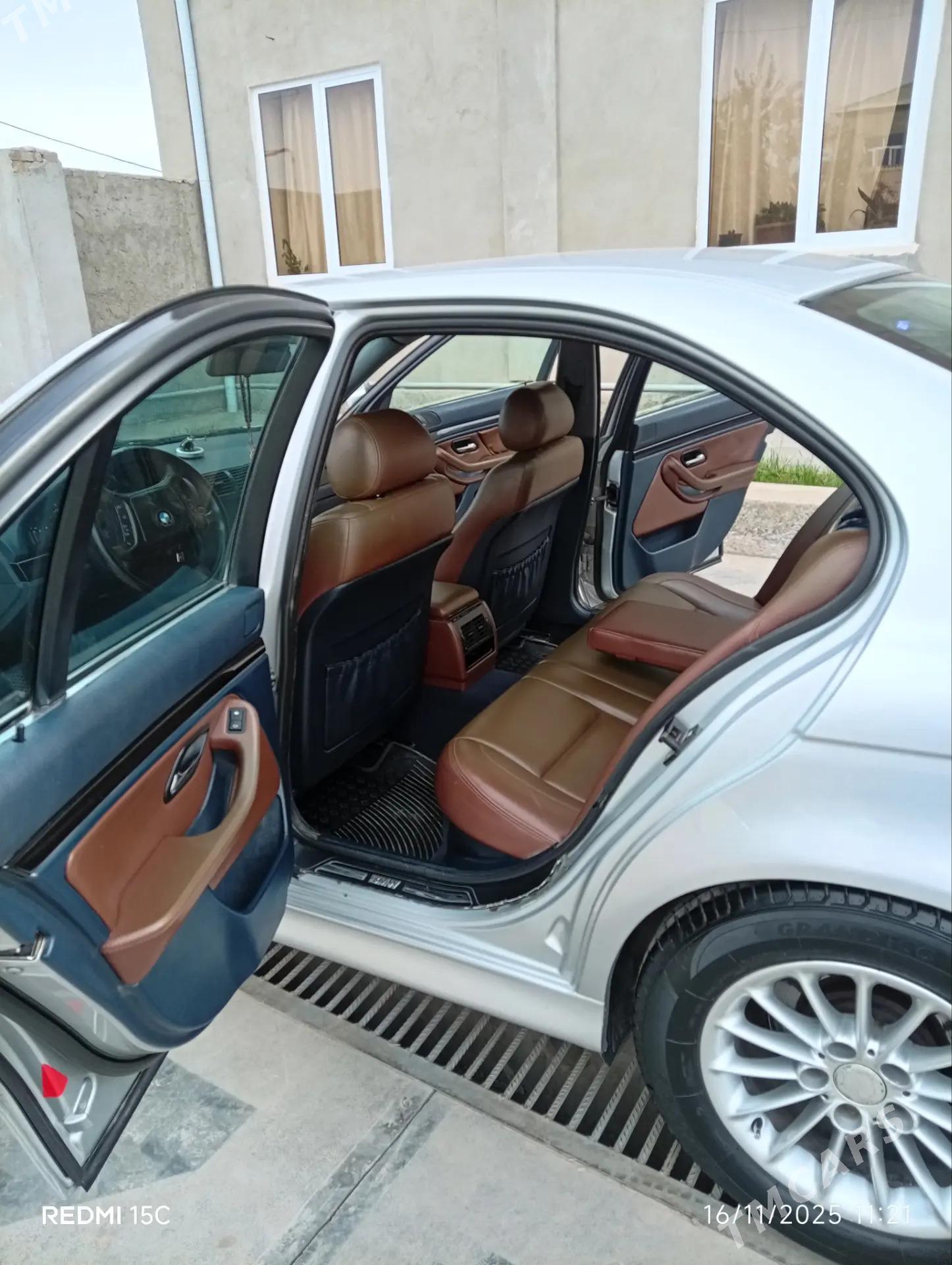 BMW 5 Series 1999 - 130 000 TMT - Türkmenabat - img 10