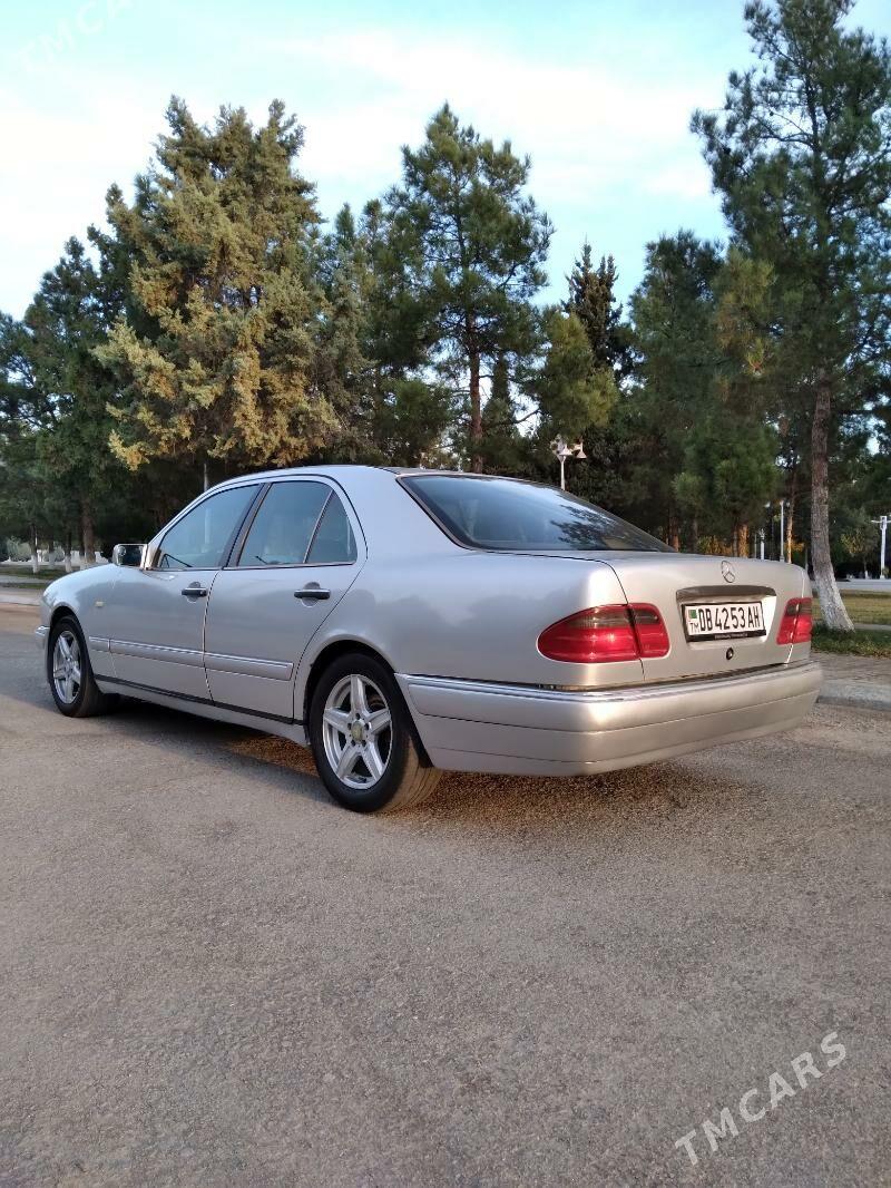 Mercedes-Benz E320 1995 - 59 000 TMT - Гёкдепе - img 4