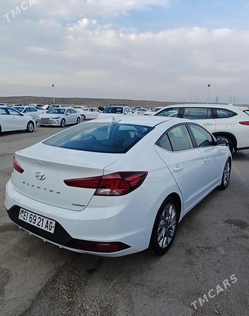 Hyundai Elantra 2020 - 267 000 TMT - 30 мкр - img 4