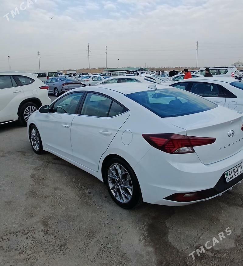 Hyundai Elantra 2020 - 267 000 TMT - 30 мкр - img 3