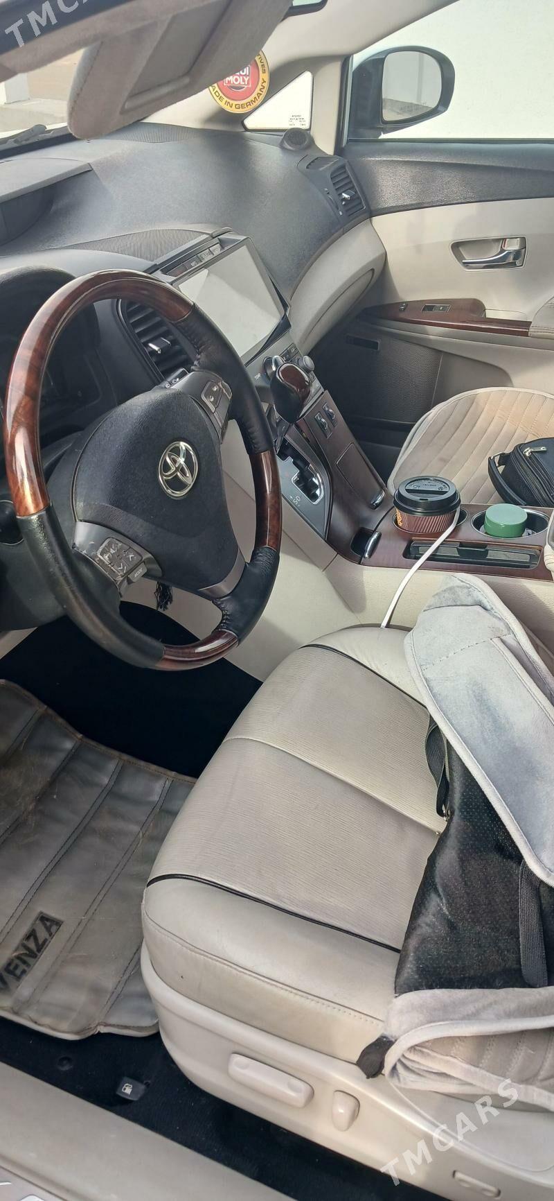 Toyota Venza 2009 - 200 000 TMT - Sakarçäge - img 5