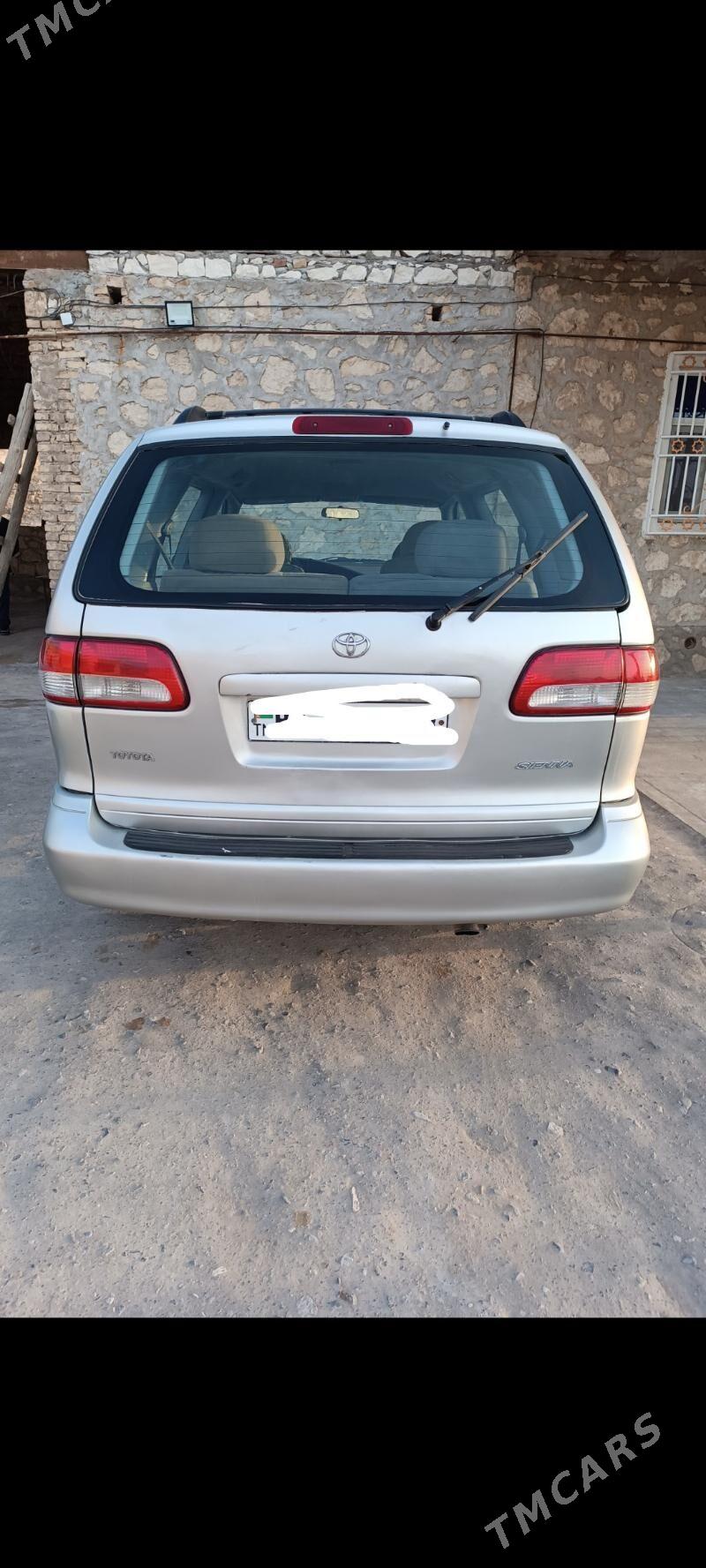 Toyota Sienna 2002 - 155 000 TMT - Достлук - img 3