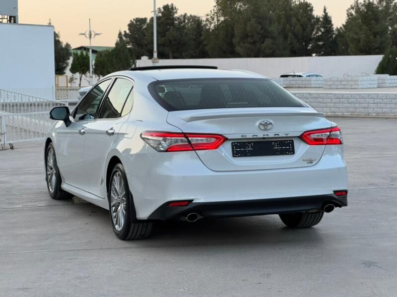 Toyota Camry 2018 - 450 000 TMT - Aşgabat - img 3