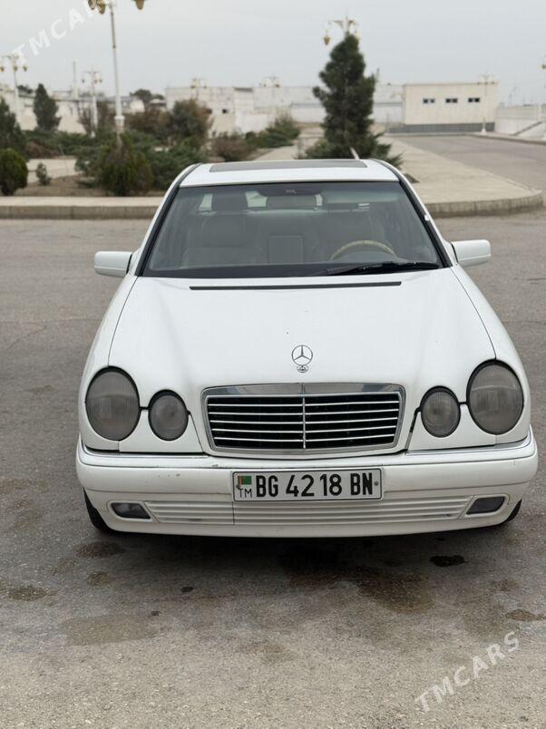 Mercedes-Benz E320 1998 - 90 000 TMT - Balkanabat - img 4