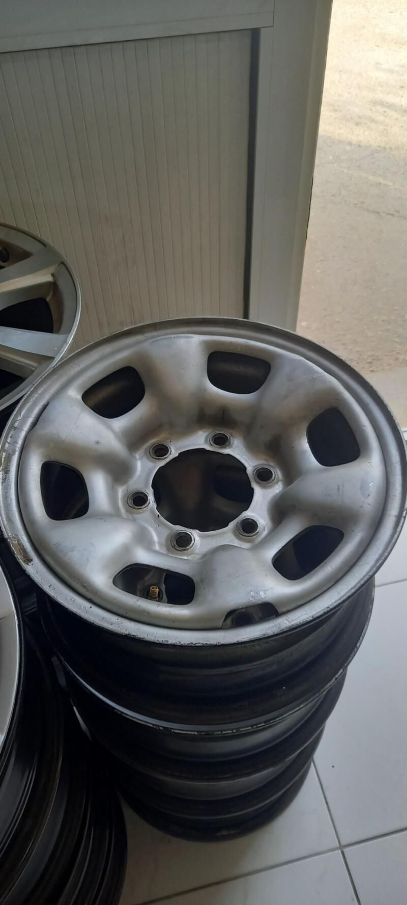 15 lik diska hilux 2 200 TMT - Туркменбаши - img 1