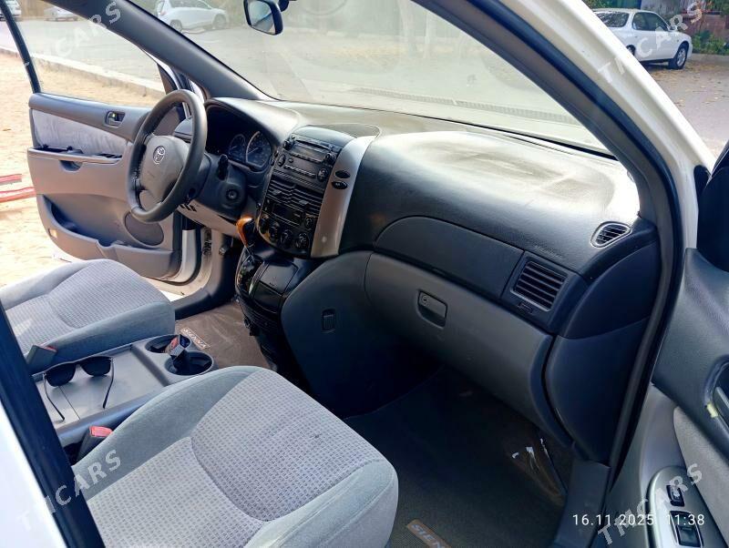 Toyota Sienna 2008 - 246 000 TMT - Aşgabat - img 7