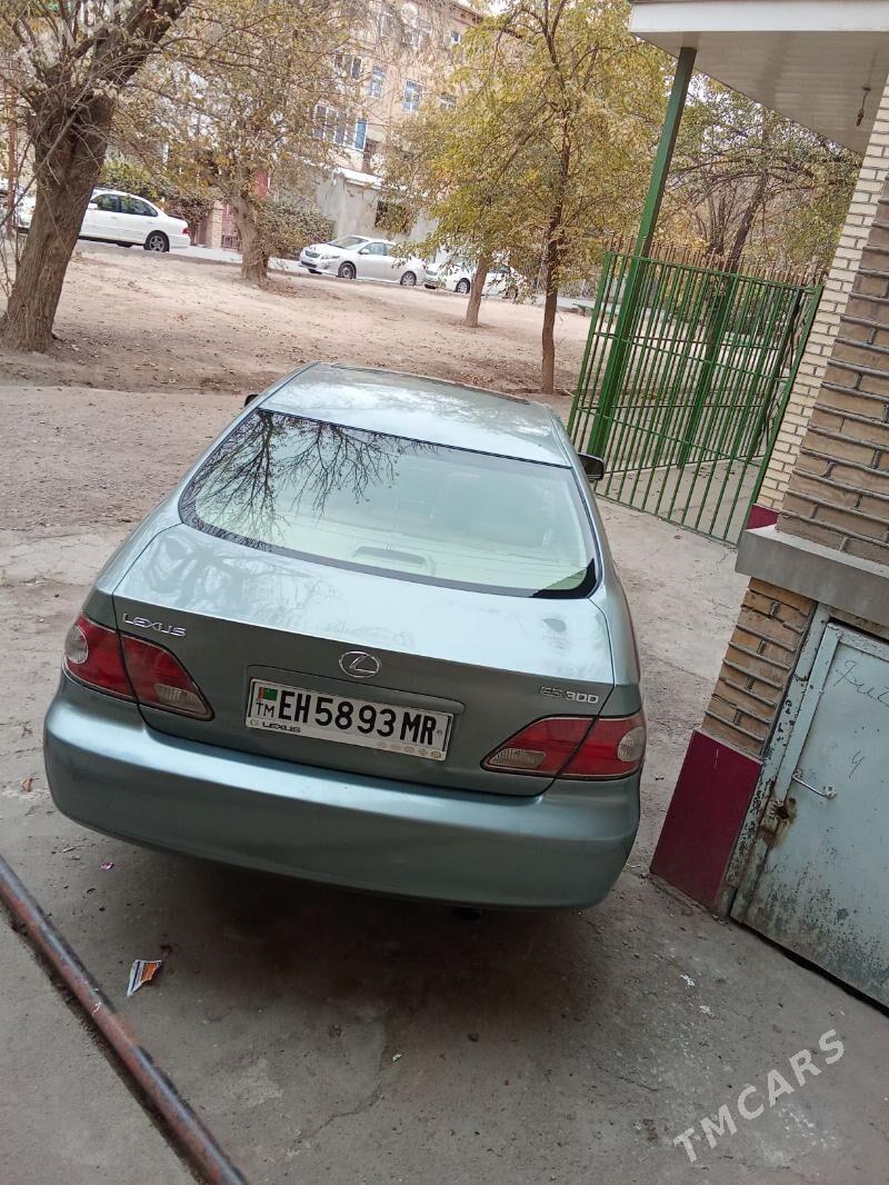 Lexus ES 300 2003 - 180 000 TMT - Мары - img 5