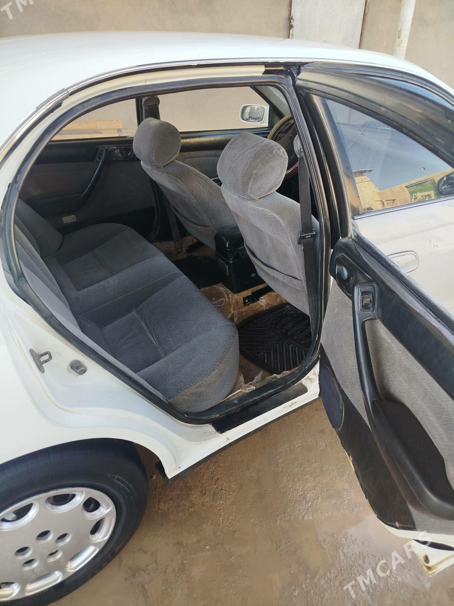 Toyota Corona 1993 - 47 000 TMT - Теджен - img 6