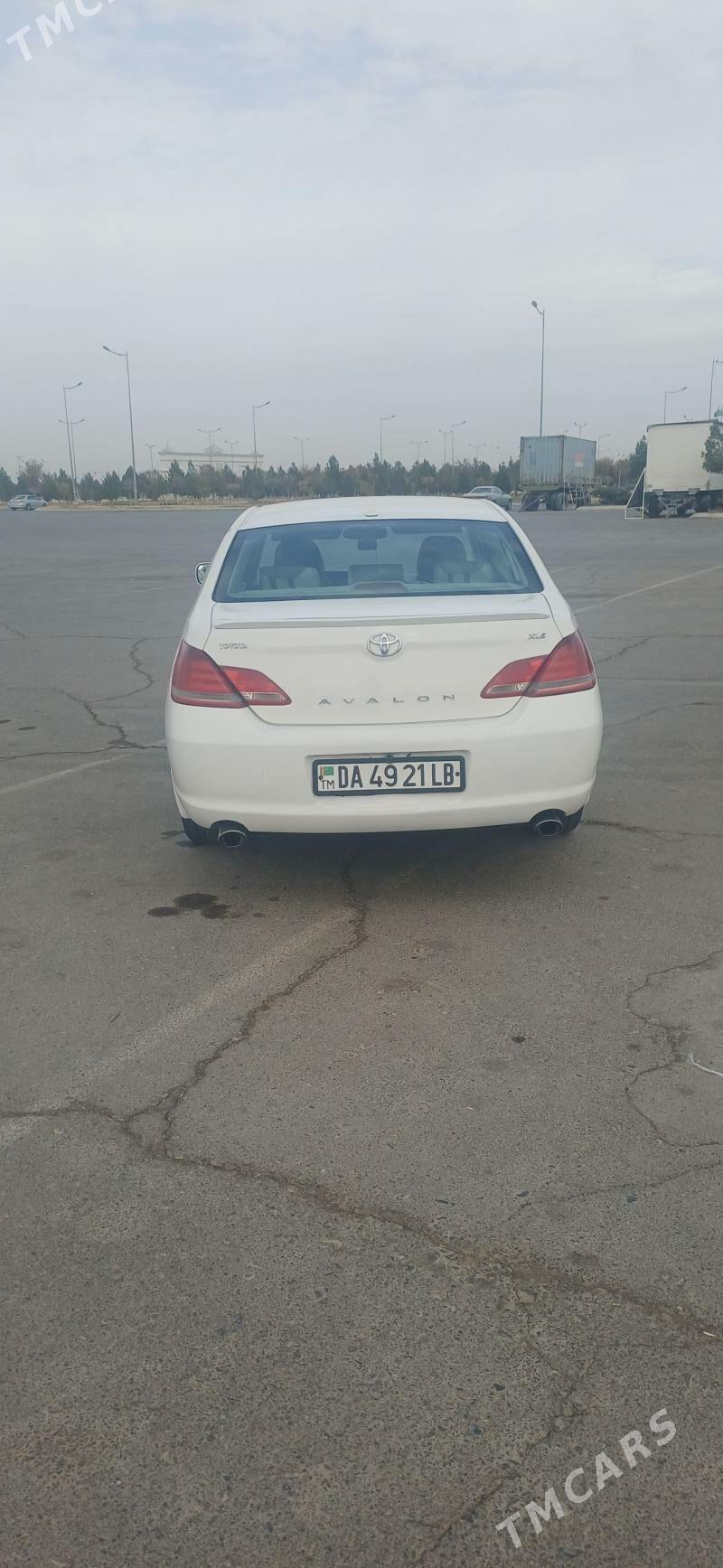 Toyota Avalon 2006 - 185 000 TMT - Dänew - img 4