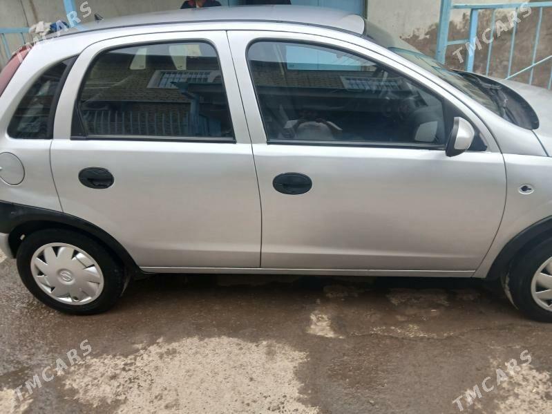 Opel Corsa 2003 - 60 000 TMT - Дашогуз - img 3