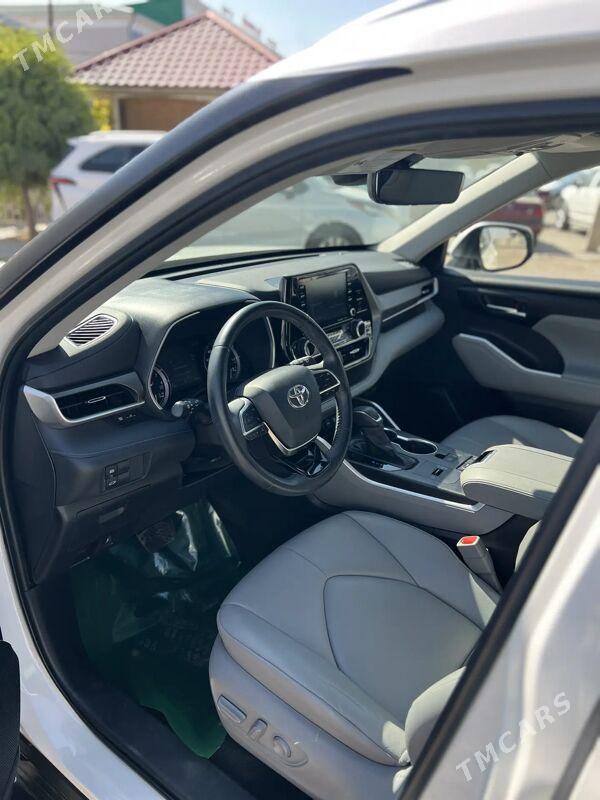 Toyota Highlander 2021 - 570 000 TMT - Мары - img 7