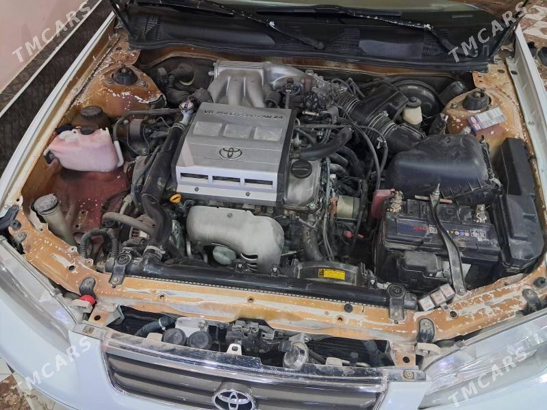 Toyota Camry 2002 - 215 000 TMT - Çärjew - img 8