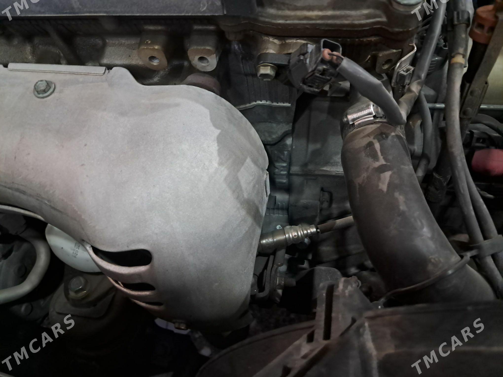 Toyota Camry 2002 - 215 000 TMT - Çärjew - img 9