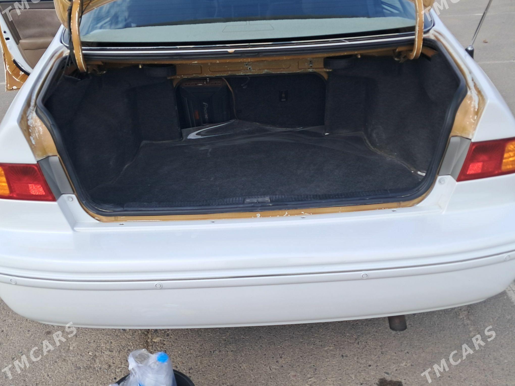 Toyota Camry 2002 - 215 000 TMT - Çärjew - img 7