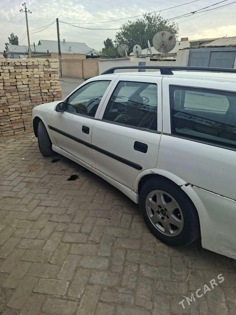 Opel Vectra 1998 - 45 000 TMT - Мары - img 3